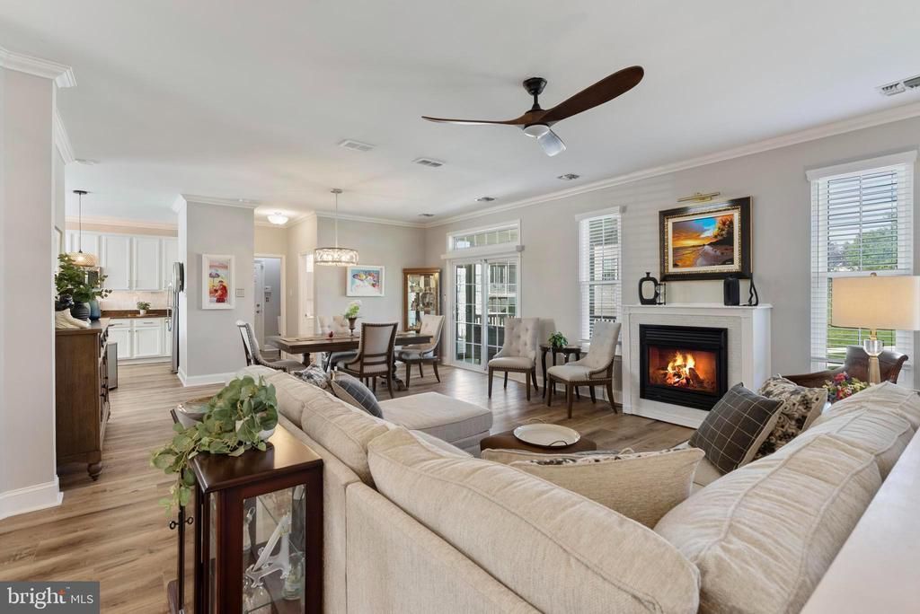 1109 S FOX CUB HOLLOW, GLEN MILLS, PA 19342