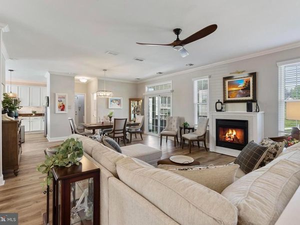 1109 S FOX CUB HOLLOW, Unit HOLW, GLEN MILLS, PA 19342