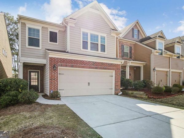 5090 BREEZEWOOD Circle, Alpharetta, GA 30004