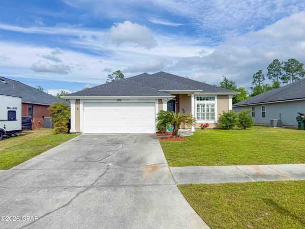 1715 Glencoe Drive, Lynn Haven, FL 32444