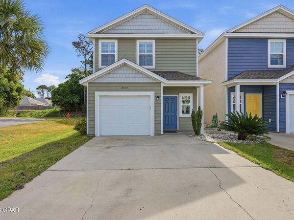 2415 Causeway Manor Court , Panama City, FL 32408