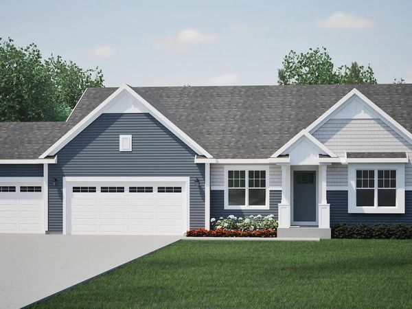 1760 Quaas DRIVE, West Bend, WI 53095