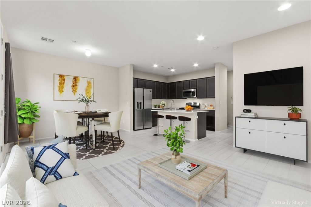 727 Florence Isle Avenue , Henderson, NV 89015