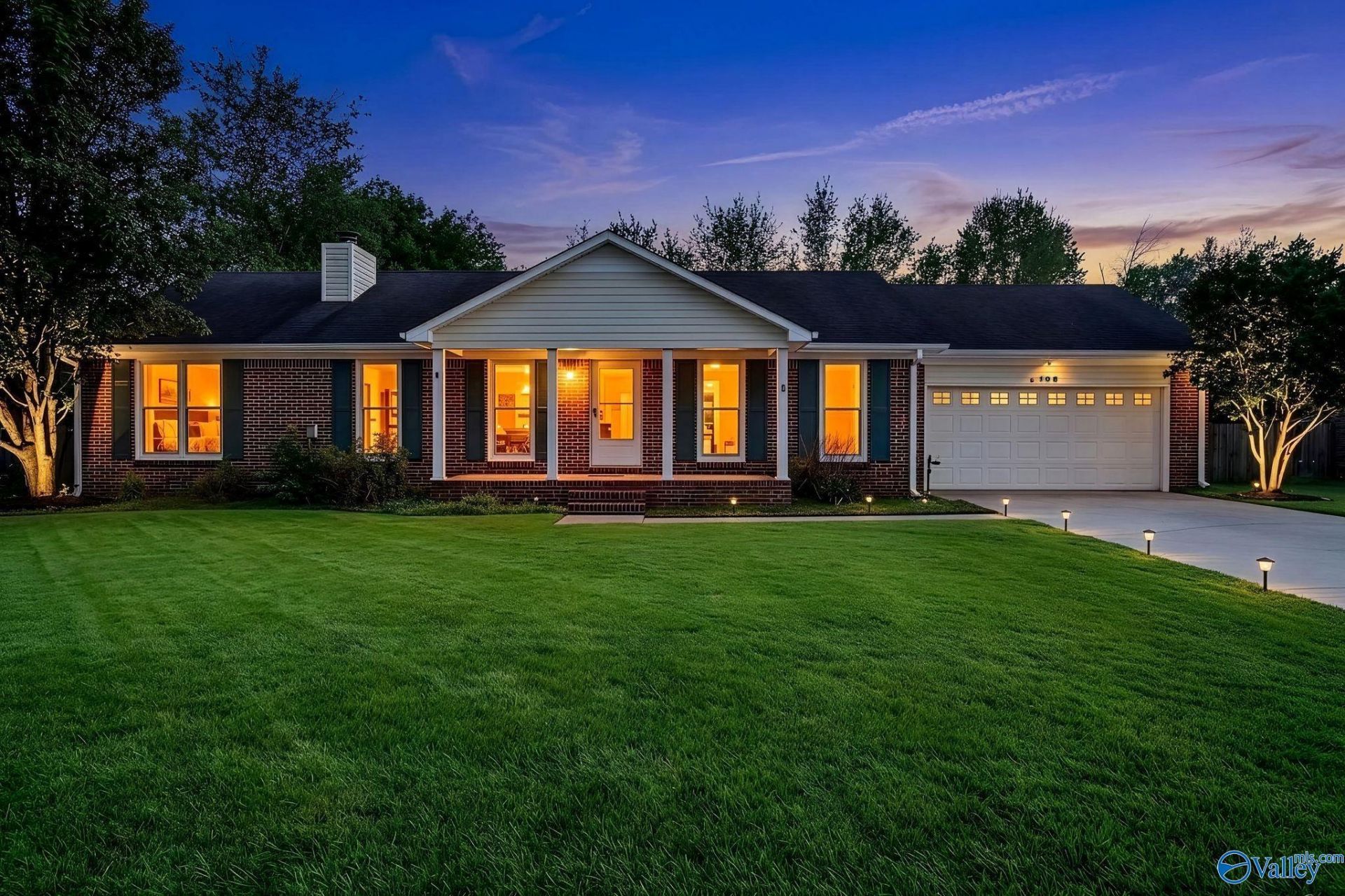 108 Colt Circle, Huntsville, AL 35811 Main Photo