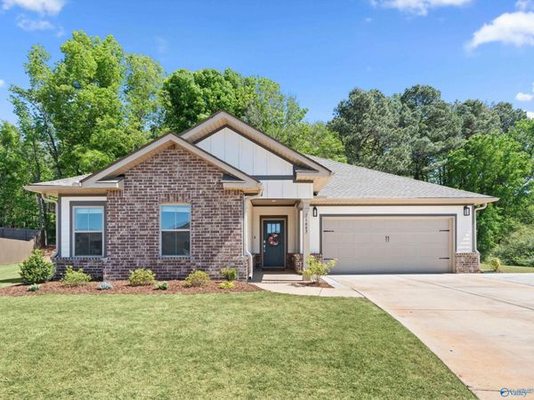 21643 Ginn Point Road, Athens, AL 35613