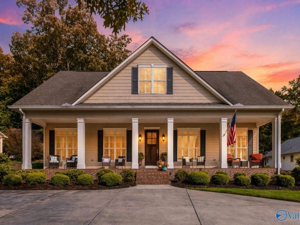 2305 Sunset Drive, Guntersville, AL 35976