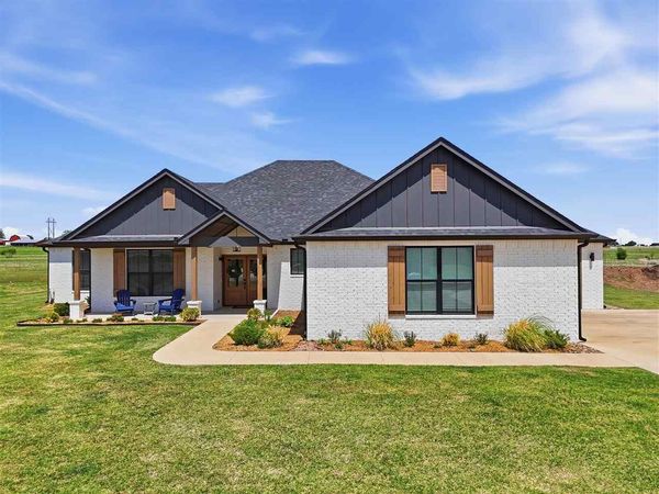 300 Bandera, Stillwater, OK 74074