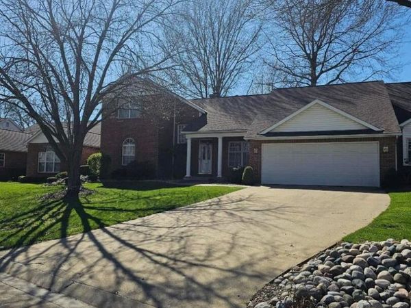 128 Knollwood, Quincy, IL 62301