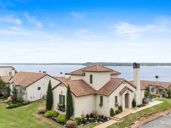 447300 Grottos Loop , Unit 204 & , Vinita, OK 74301