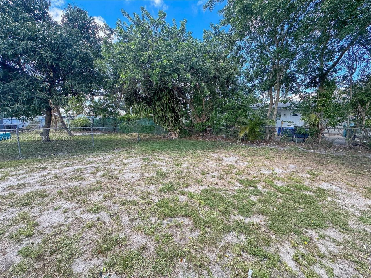 1749 NW 152nd St, Miami Gardens, FL 33054 Photo