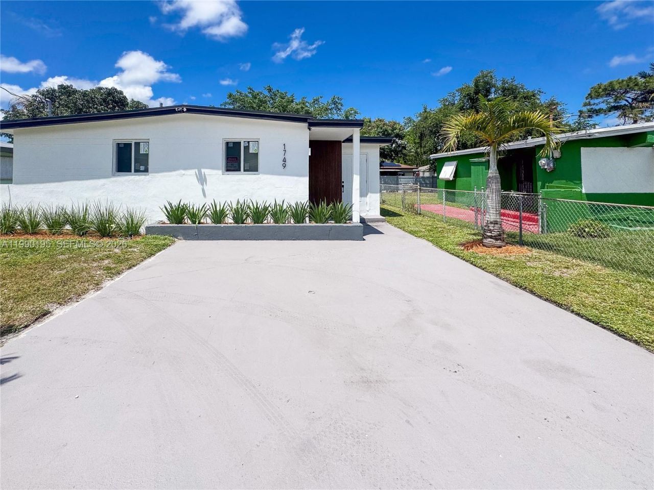 1749 NW 152nd St, Miami Gardens, FL 33054 Photo