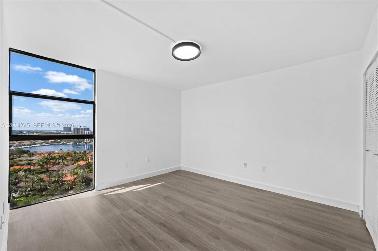 20505 E Country Club Dr, Unit 1938, Aventura, FL 33180 Photo