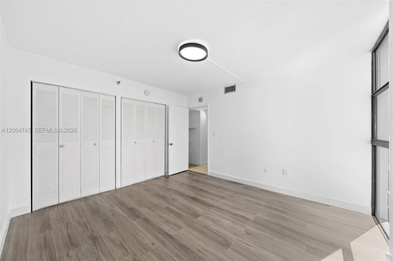 20505 E Country Club Dr, Unit 1938, Aventura, FL 33180 Photo