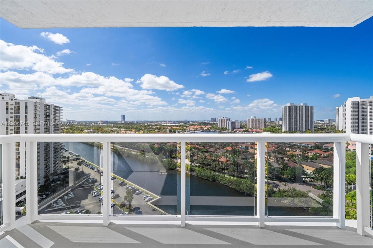 20505 E Country Club Dr, Unit 1938, Aventura, FL 33180 Photo