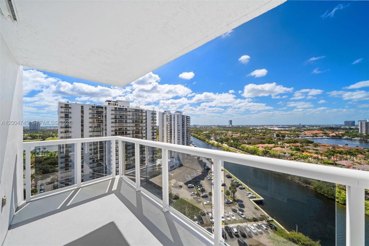 20505 E Country Club Dr, Unit 1938, Aventura, FL 33180 Photo
