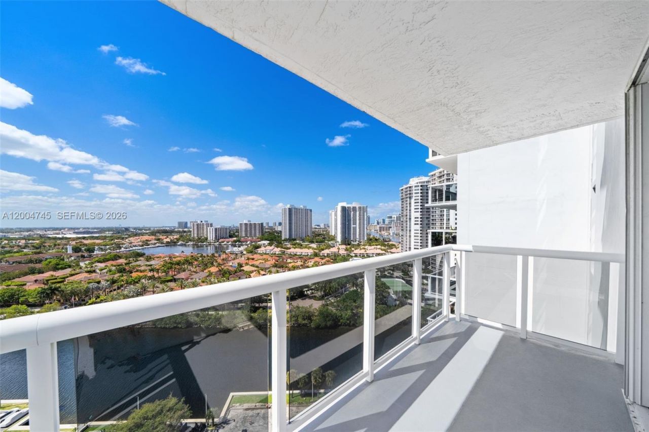 20505 E Country Club Dr, Unit 1938, Aventura, FL 33180 Photo