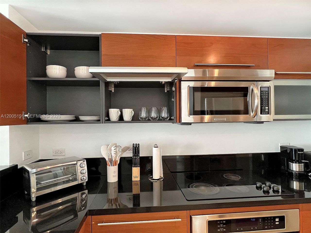 244 Biscayne Blvd , Unit 704, Miami, FL 33132 Photo