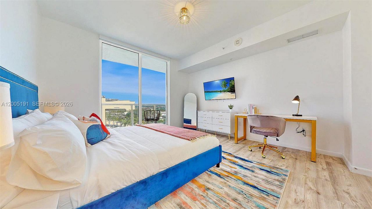 244 Biscayne Blvd , Unit 704, Miami, FL 33132 Photo