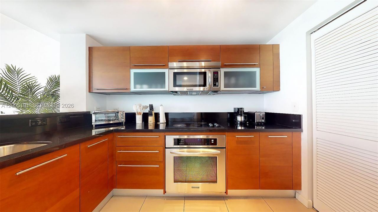 244 Biscayne Blvd , Unit 704, Miami, FL 33132 Photo