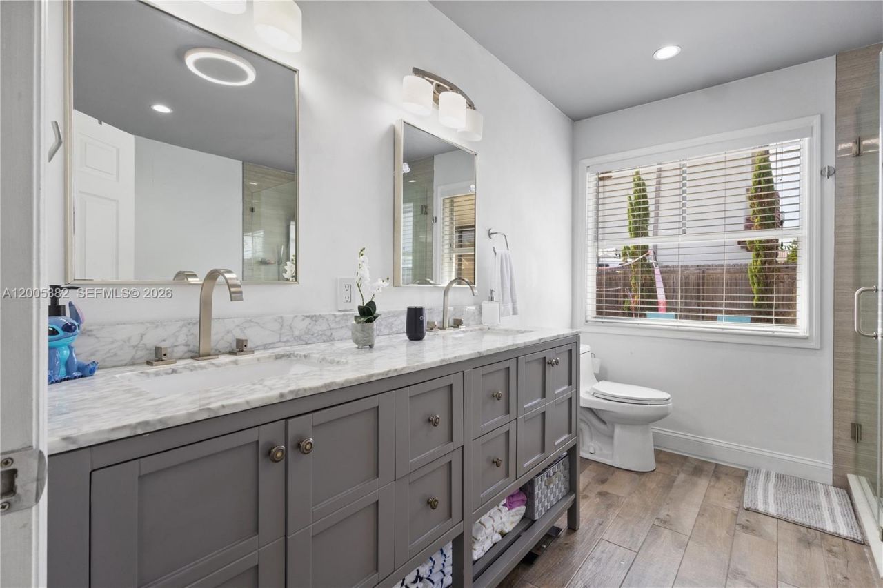 8218 SW 163rd Pl , Unit 8218, Miami, FL 33193 Photo