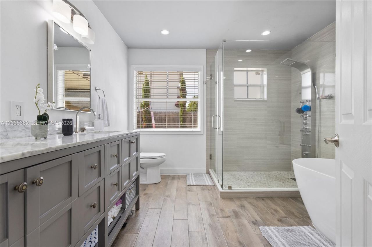 8218 SW 163rd Pl , Unit 8218, Miami, FL 33193 Photo