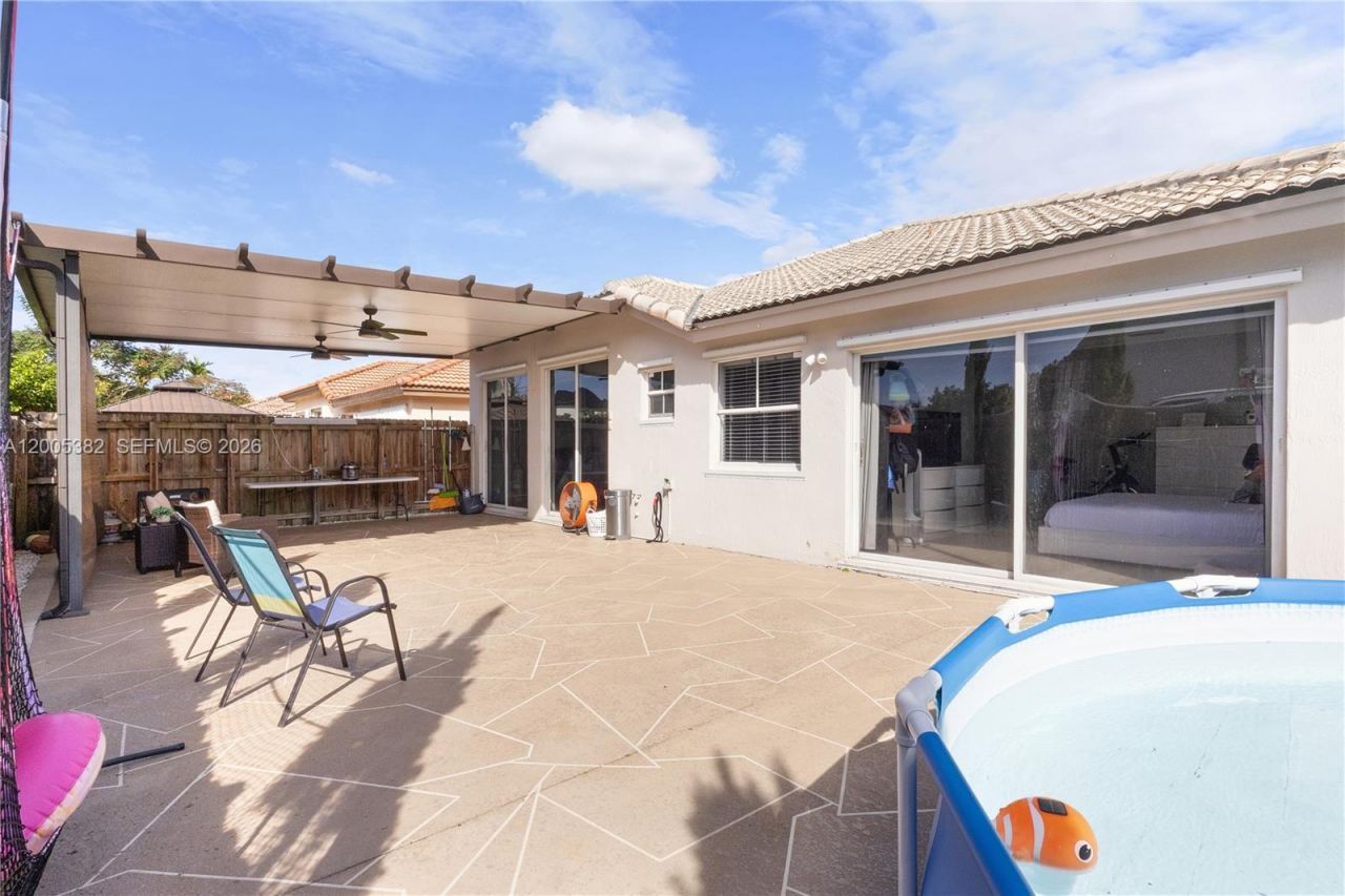 8218 SW 163rd Pl , Unit 8218, Miami, FL 33193 Photo