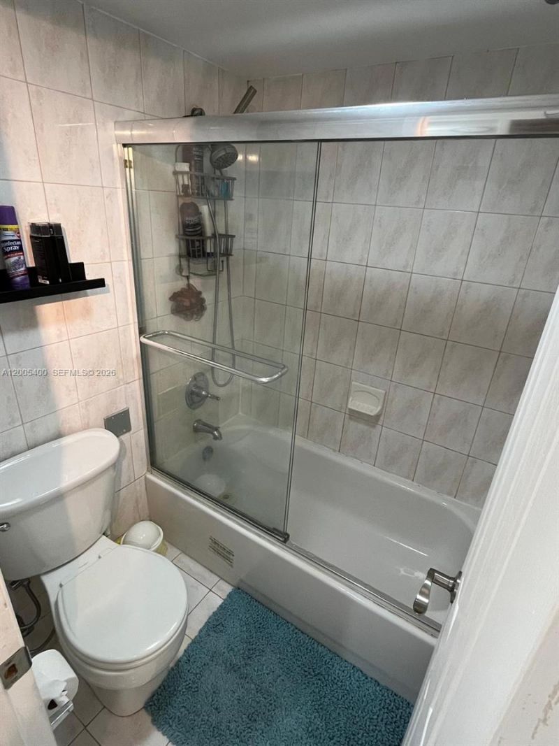 3475 N Country Club Dr , Unit 312, Aventura, FL 33180 Photo