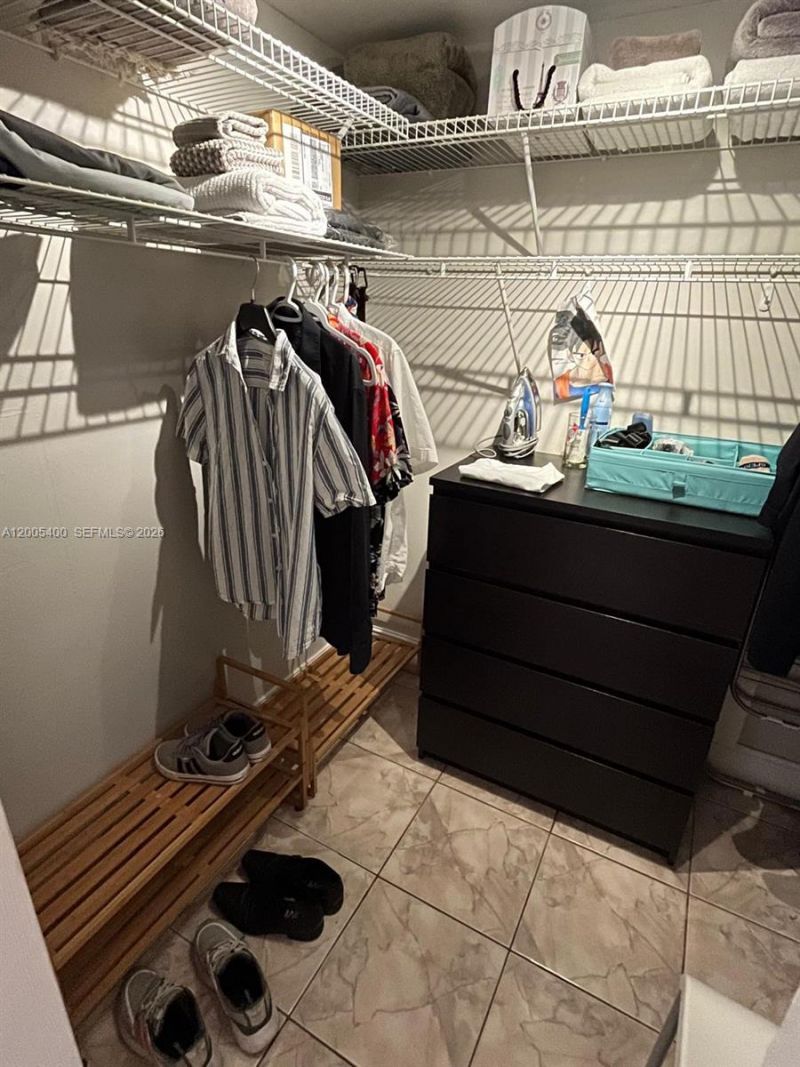 3475 N Country Club Dr , Unit 312, Aventura, FL 33180 Photo