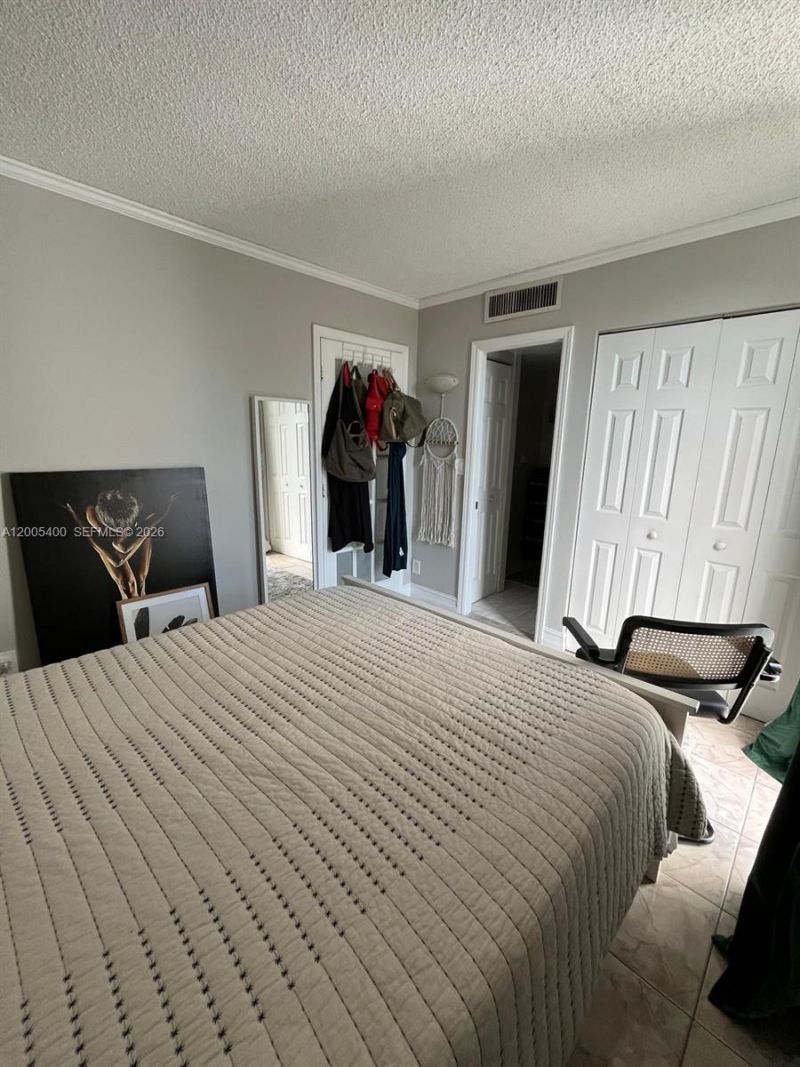 3475 N Country Club Dr , Unit 312, Aventura, FL 33180 Photo