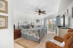 302 71st Ave. N  photo 4