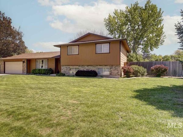 1954 S Denell Way, Boise, ID 83709