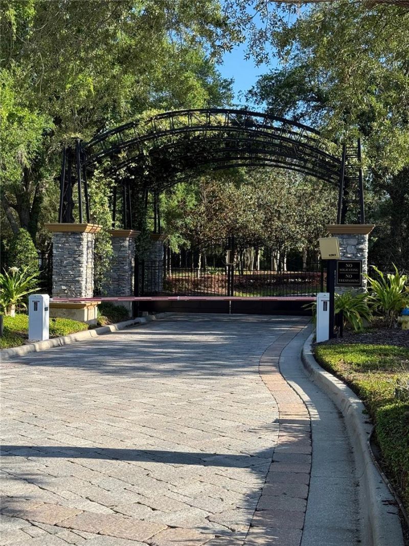 1306 Merry Water Drive, Lutz, FL 33548 Photo