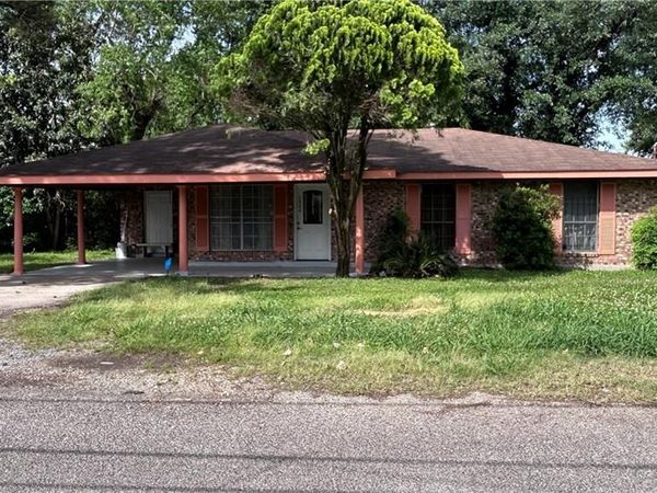 222 S FIR Street , Gramercy, LA 70052