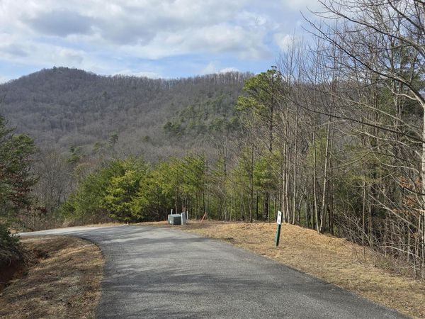 35 Winding Vw Trail, Clayton, GA 30525