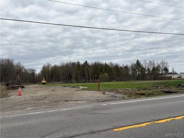 Clinton Street, East Aurora, NY 14052