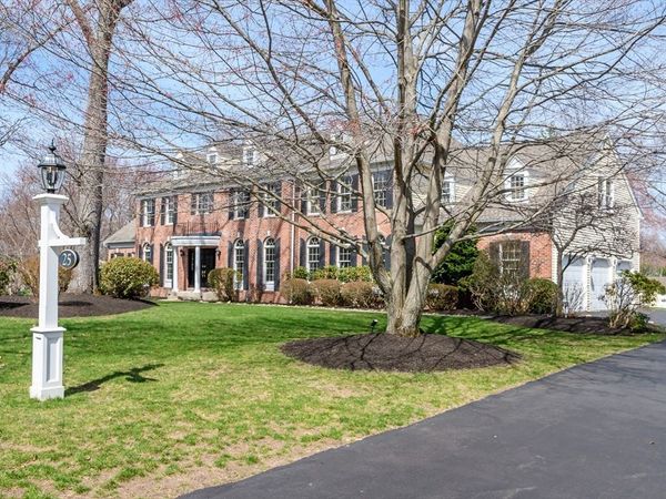 25 Greenwood Rd, Hopkinton, MA 01748