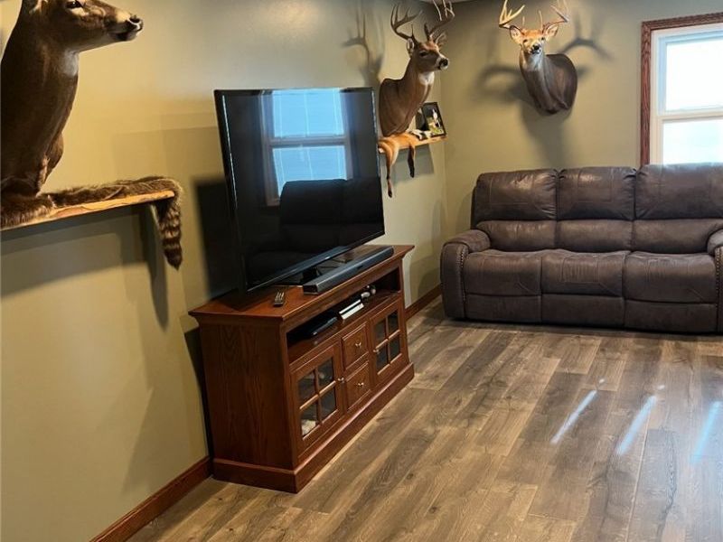 47666 Seneca Lake Road , Sarahsville, OH 43779 Photo 13