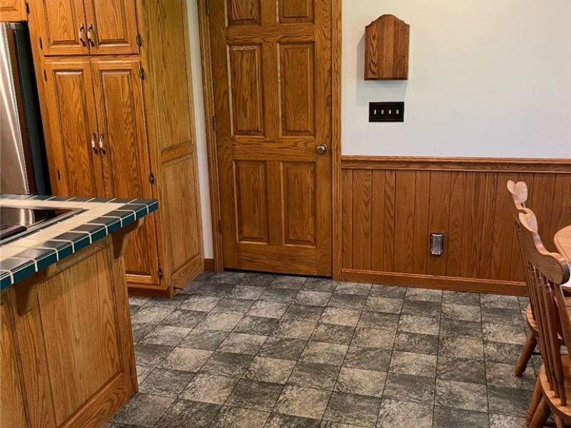 47666 Seneca Lake Road , Sarahsville, OH 43779 Photo 8