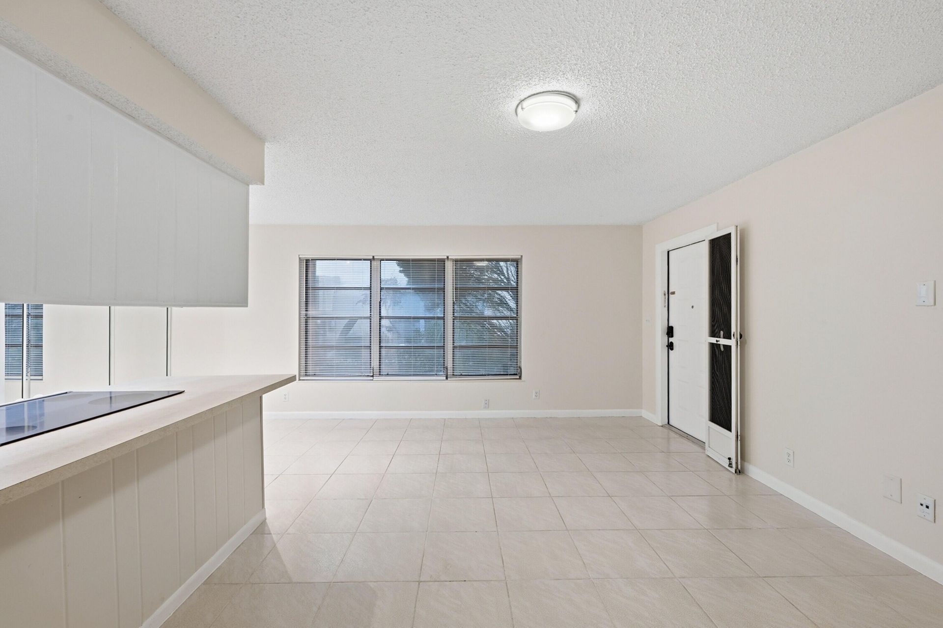 8811 NW 28th Drive, Unit 1-2, Coral Springs, FL 33065 Photo