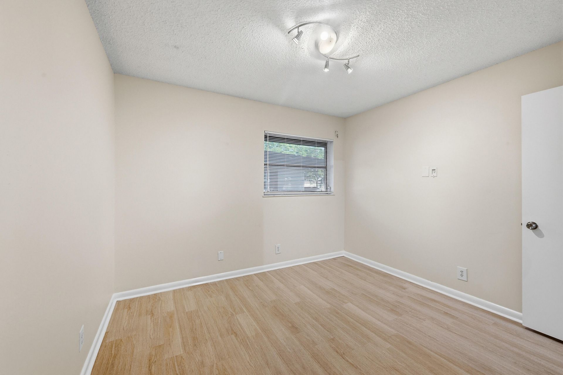 8811 NW 28th Drive, Unit 1-2, Coral Springs, FL 33065 Photo