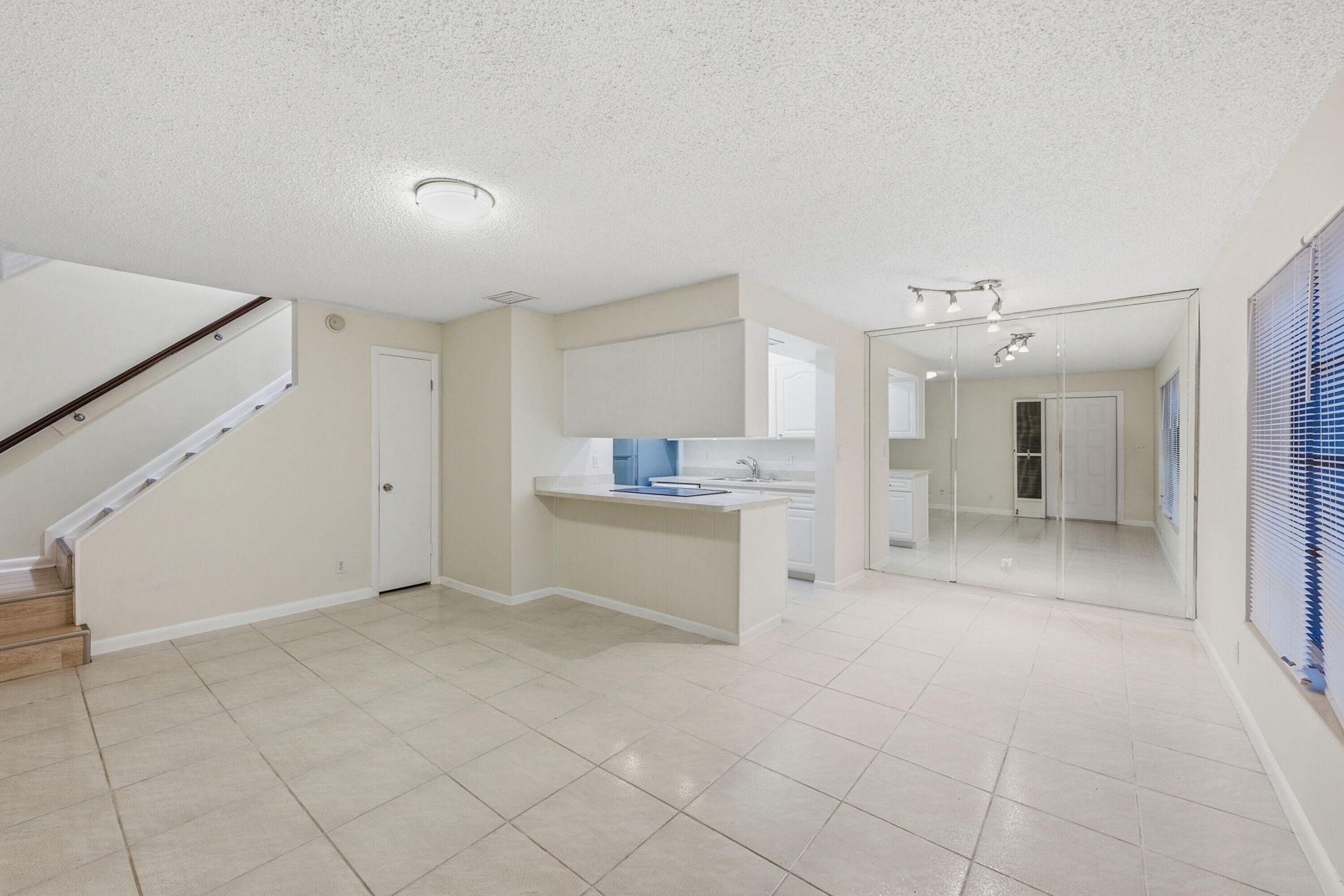 8811 NW 28th Drive, Unit 1-2, Coral Springs, FL 33065 Photo