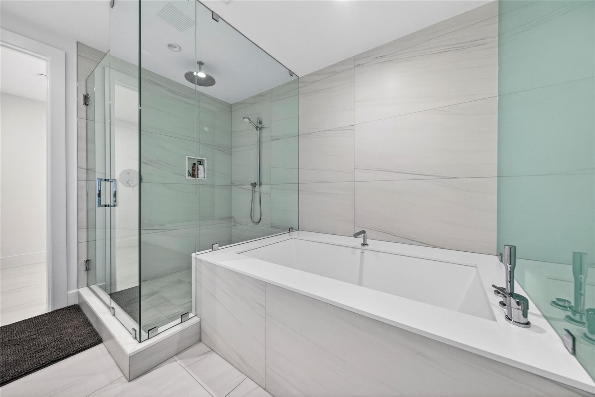 153 N Seabreeze Boulevard, Unit 1901, Fort Lauderdale, FL 33304 Photo