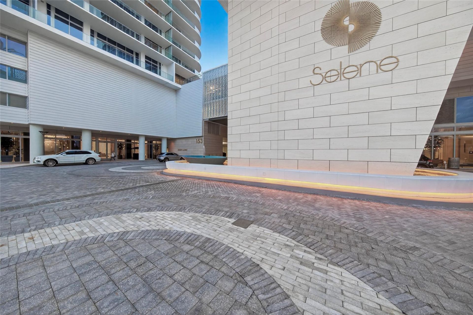 153 N Seabreeze Boulevard, Unit 1901, Fort Lauderdale, FL 33304 Photo