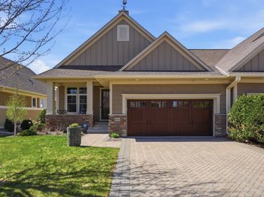 8808 Lake Riley Drive, Chanhassen, MN 55317