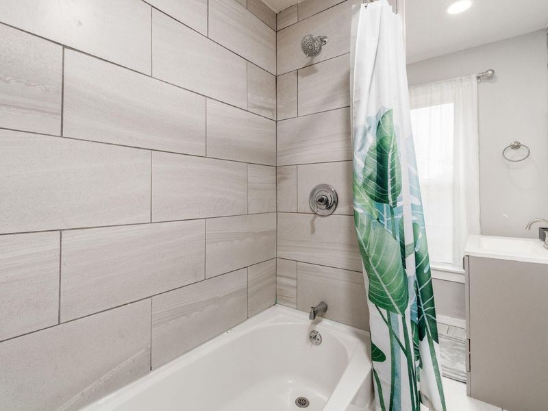 1094 E Gay Street, Columbus, OH 43203 Photo 14