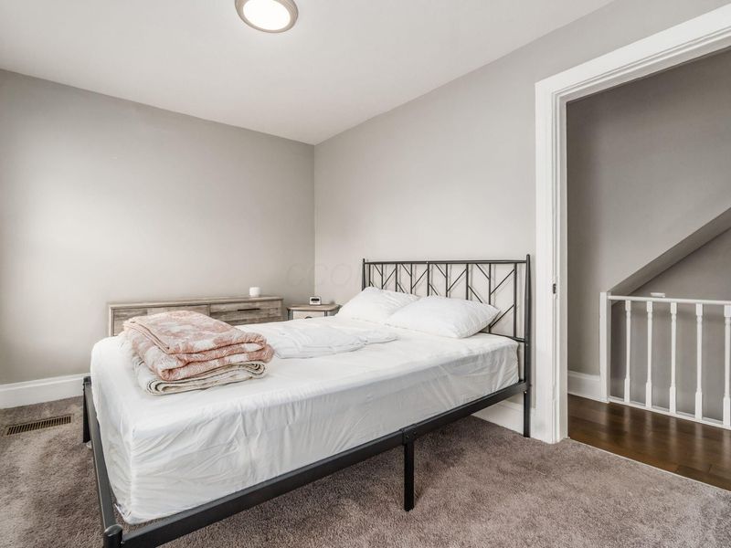 1094 E Gay Street, Columbus, OH 43203 Photo 17