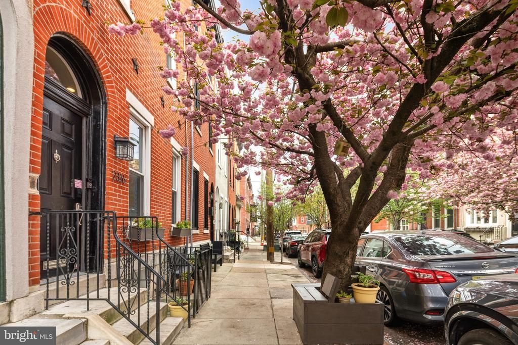 2316 Parrish Street, Philadelphia, PA 19130 Main Photo