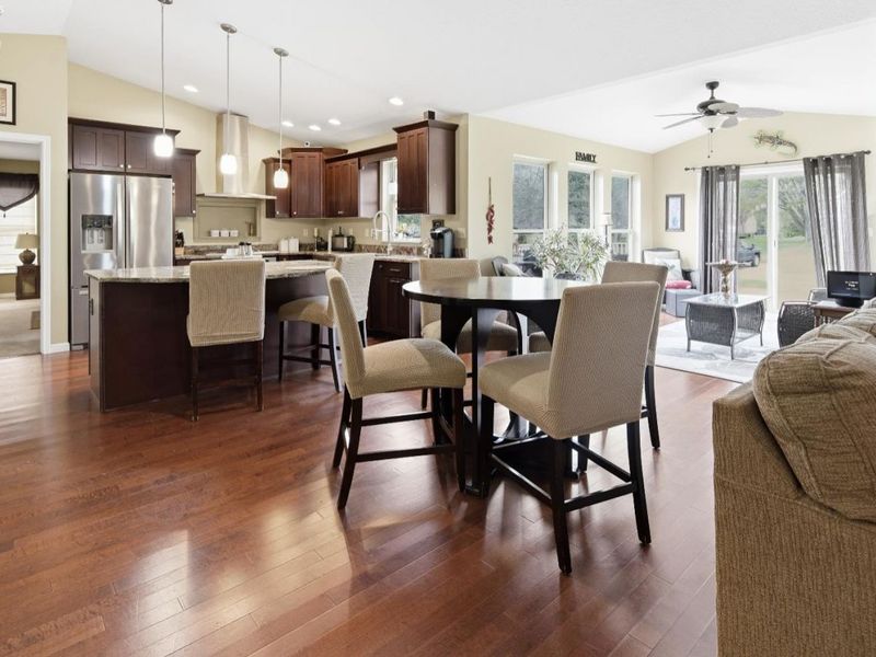 1102 Tucker Road, Fremont, OH 43420 Photo 11