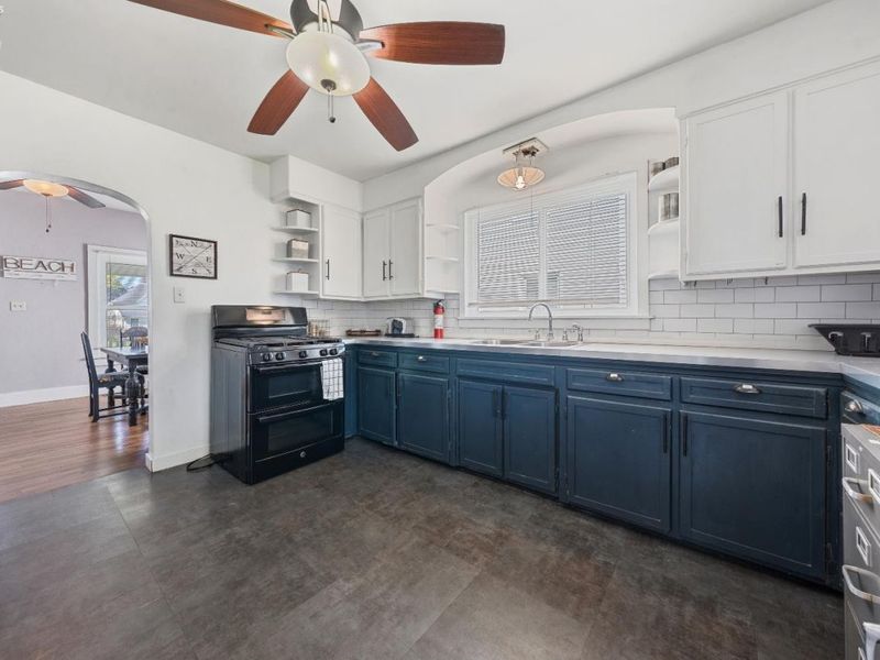 413 W Third Street, Port Clinton, OH 43452 Photo 18