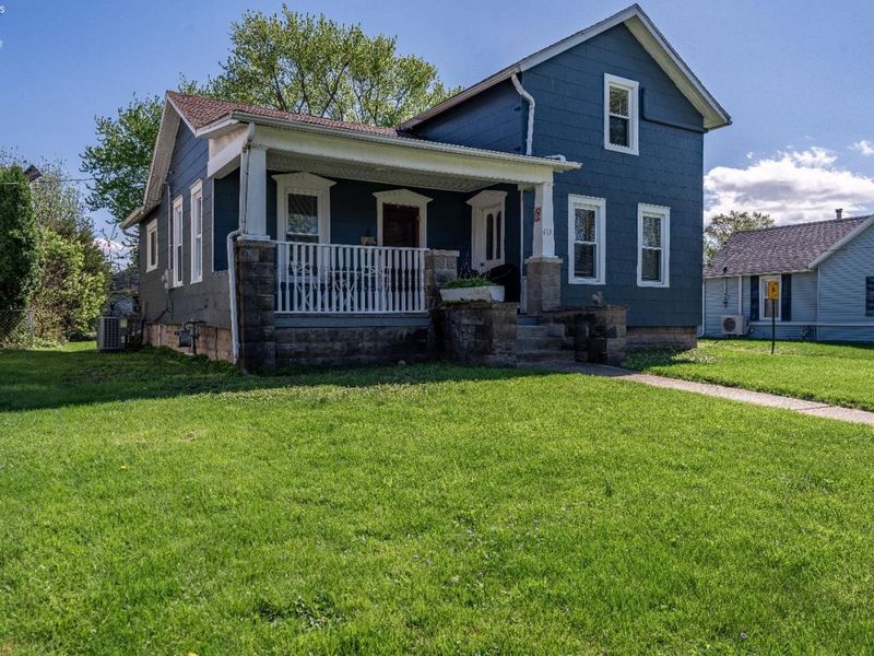 413 W Third Street, Port Clinton, OH 43452 Photo 7